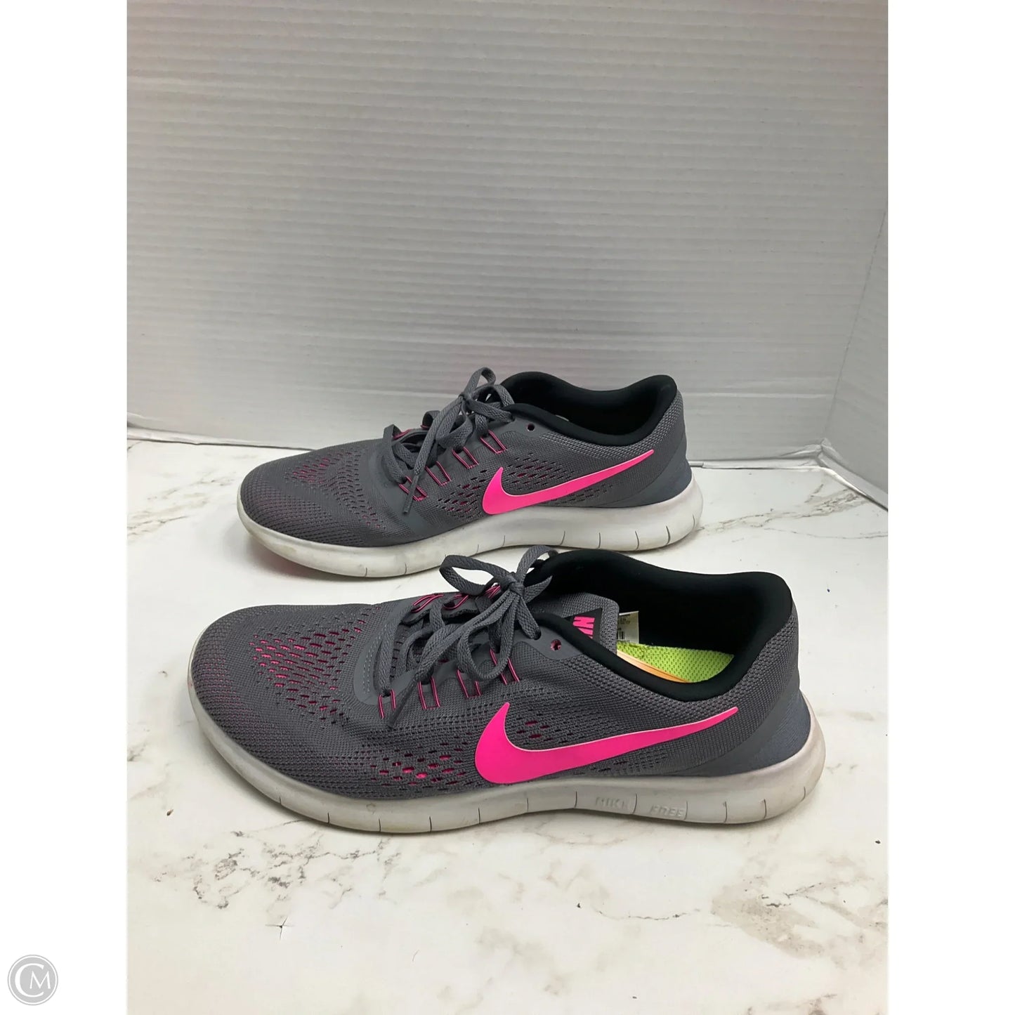 Shoes Athletic By Nike In Grey, Size: 11