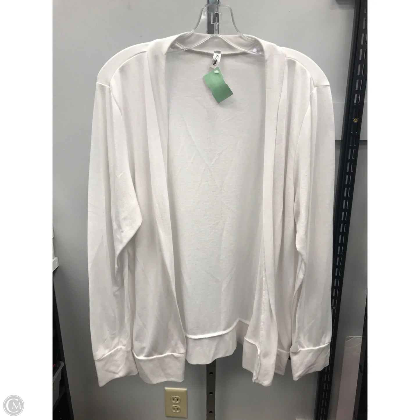 Cardigan By Clothes Mentor In White, Size: Xl