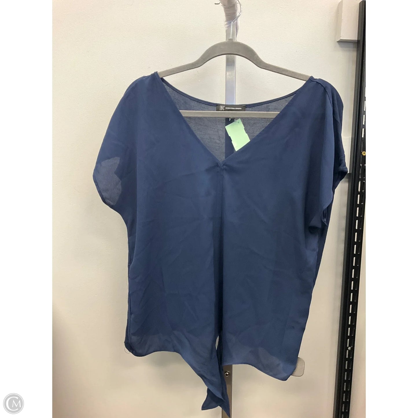 Top Short Sleeve By Inclinations In Navy, Size: M