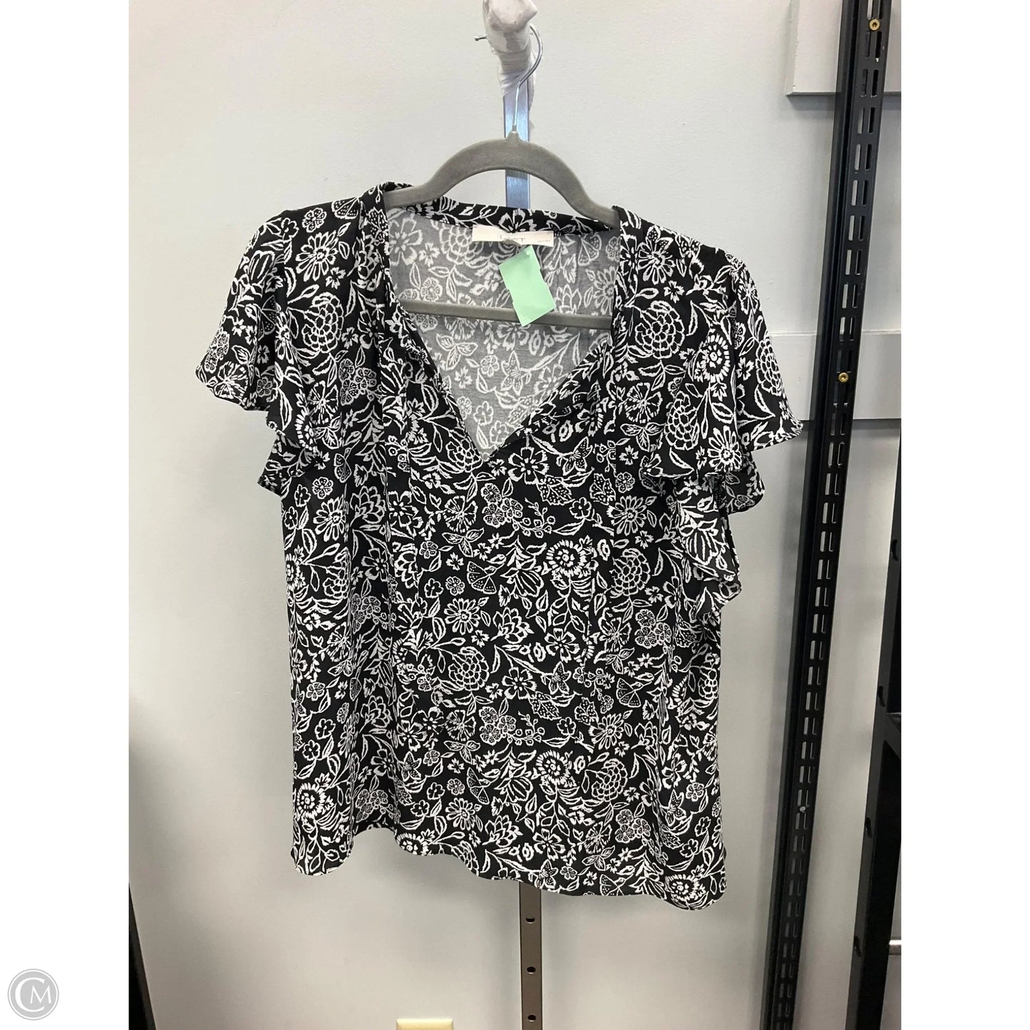 Top Short Sleeve By Loft In Black & White, Size: Xlp