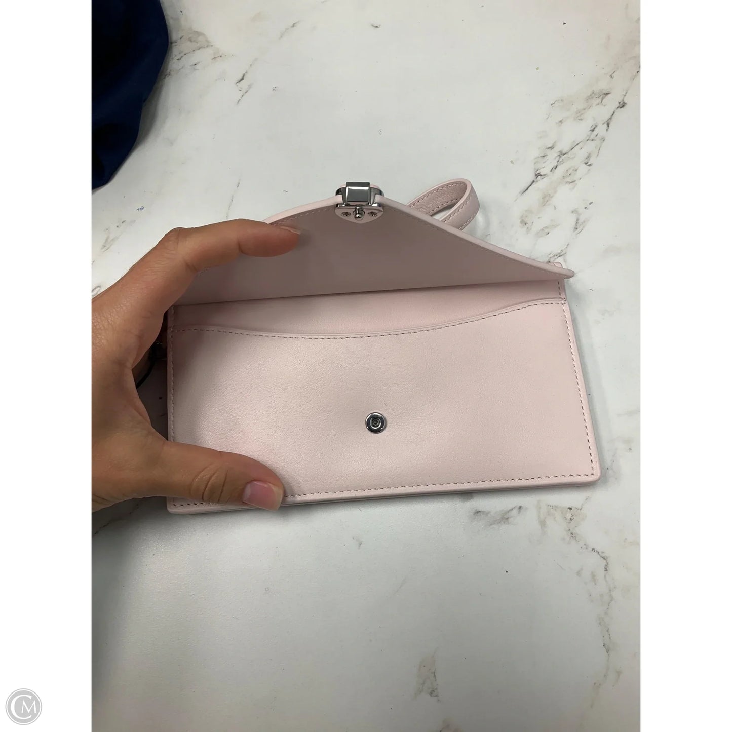 Wristlet Designer By Kate Spade, Size: Medium