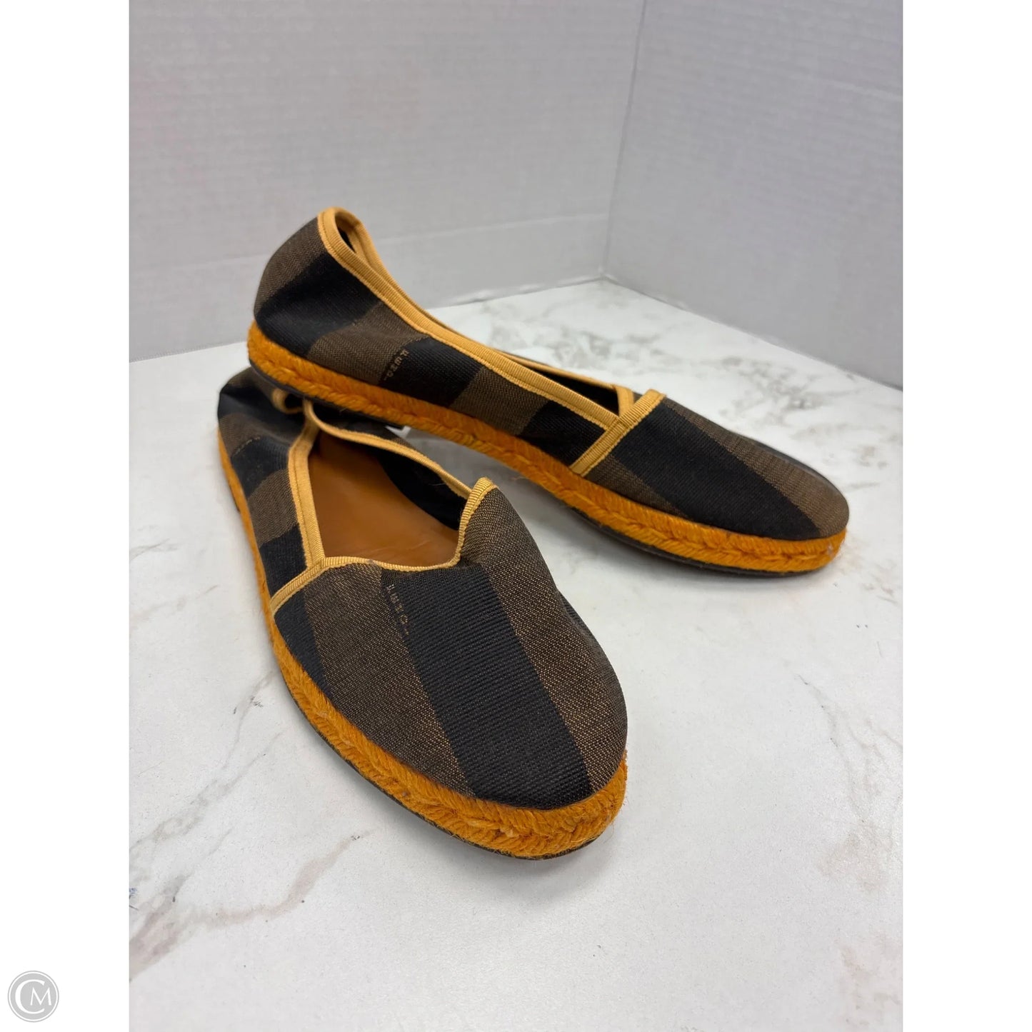 Shoes Luxury Designer By Fendi In Brown, Size: 9