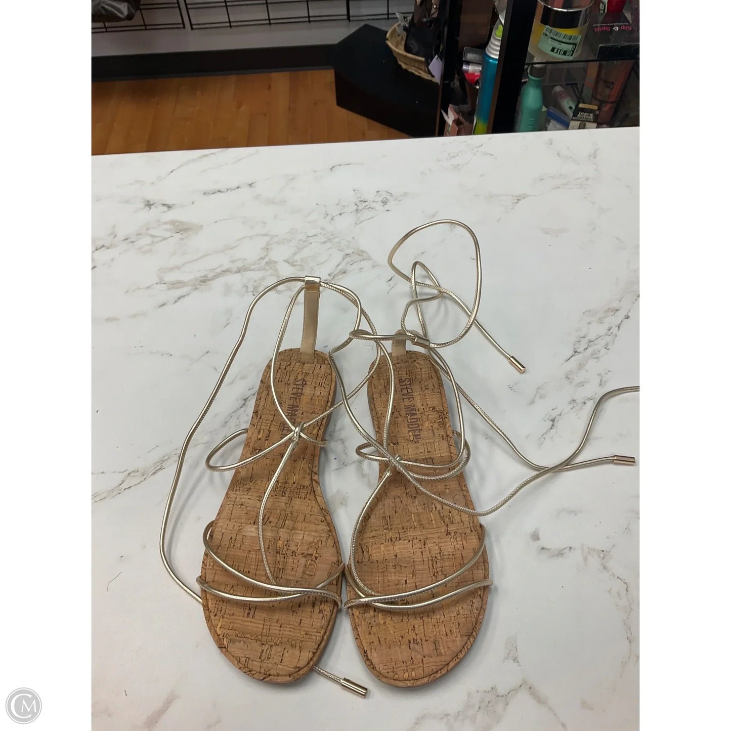 Sandals Flats By Steve Madden In Gold, Size: 6.5