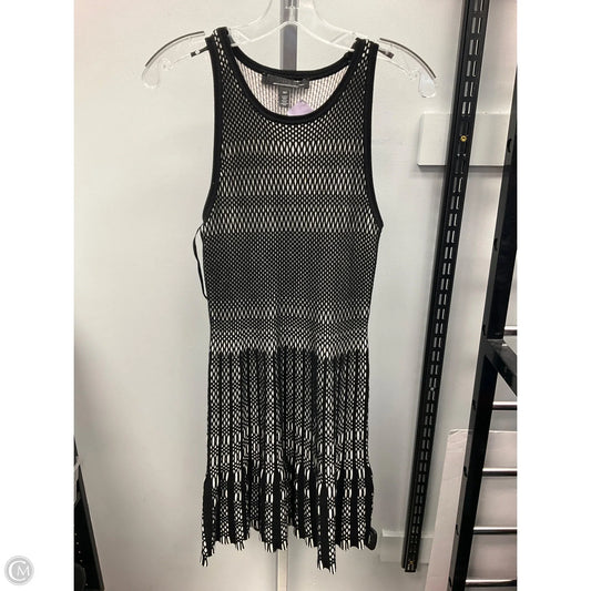 Dress Casual Short By White House Black Market In Black & White, Size: Xs