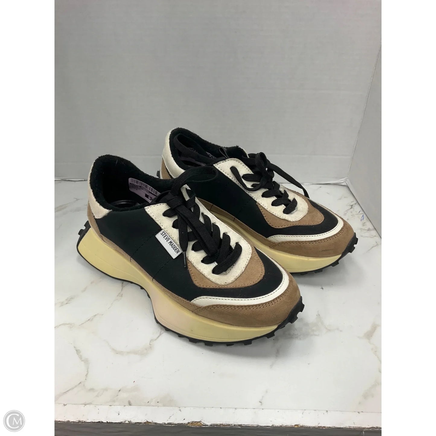 Shoes Sneakers By Steve Madden In Black & Tan, Size: 8