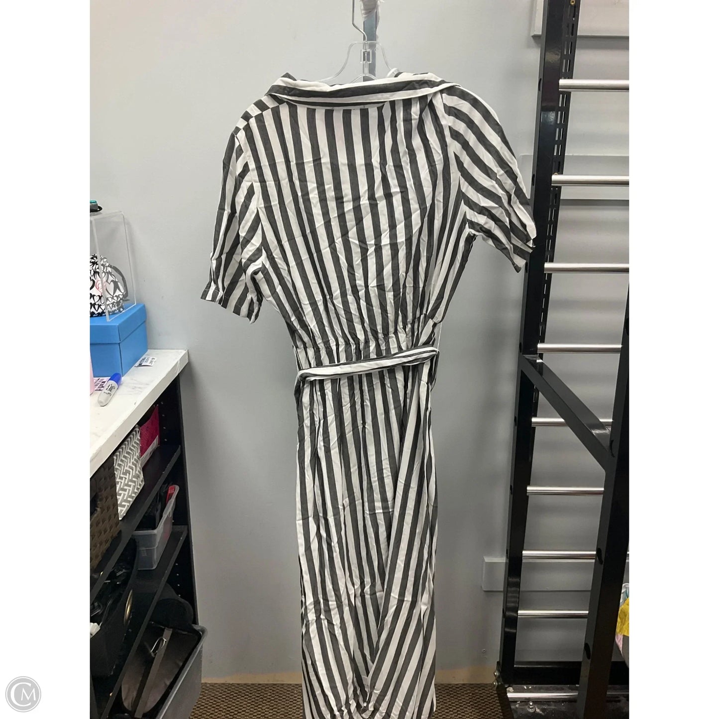 Dress Casual Midi By Tahari In Striped Pattern, Size: L
