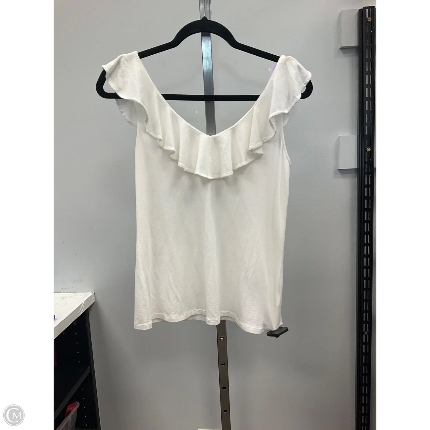 Top Sleeveless Designer By Lilly Pulitzer In White, Size: Xs