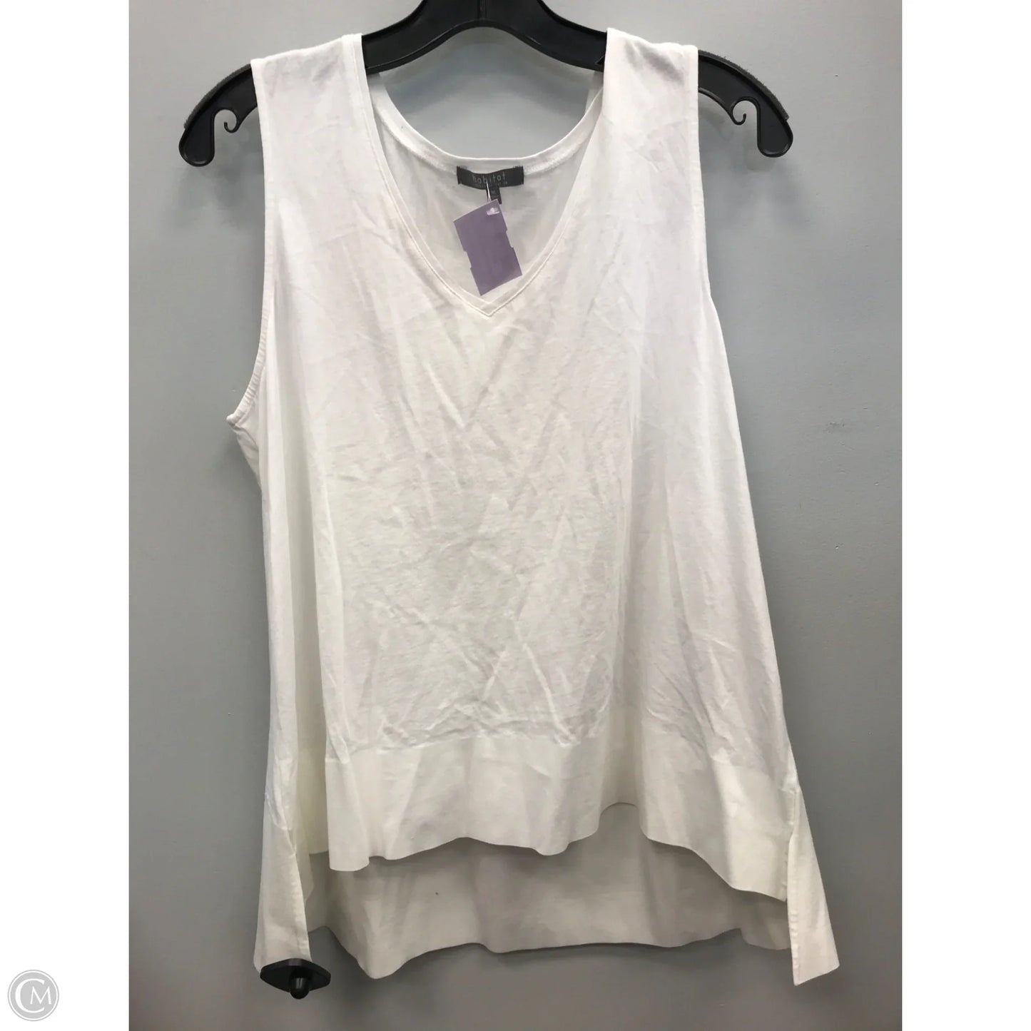 Top Sleeveless By Habitat In White, Size: M
