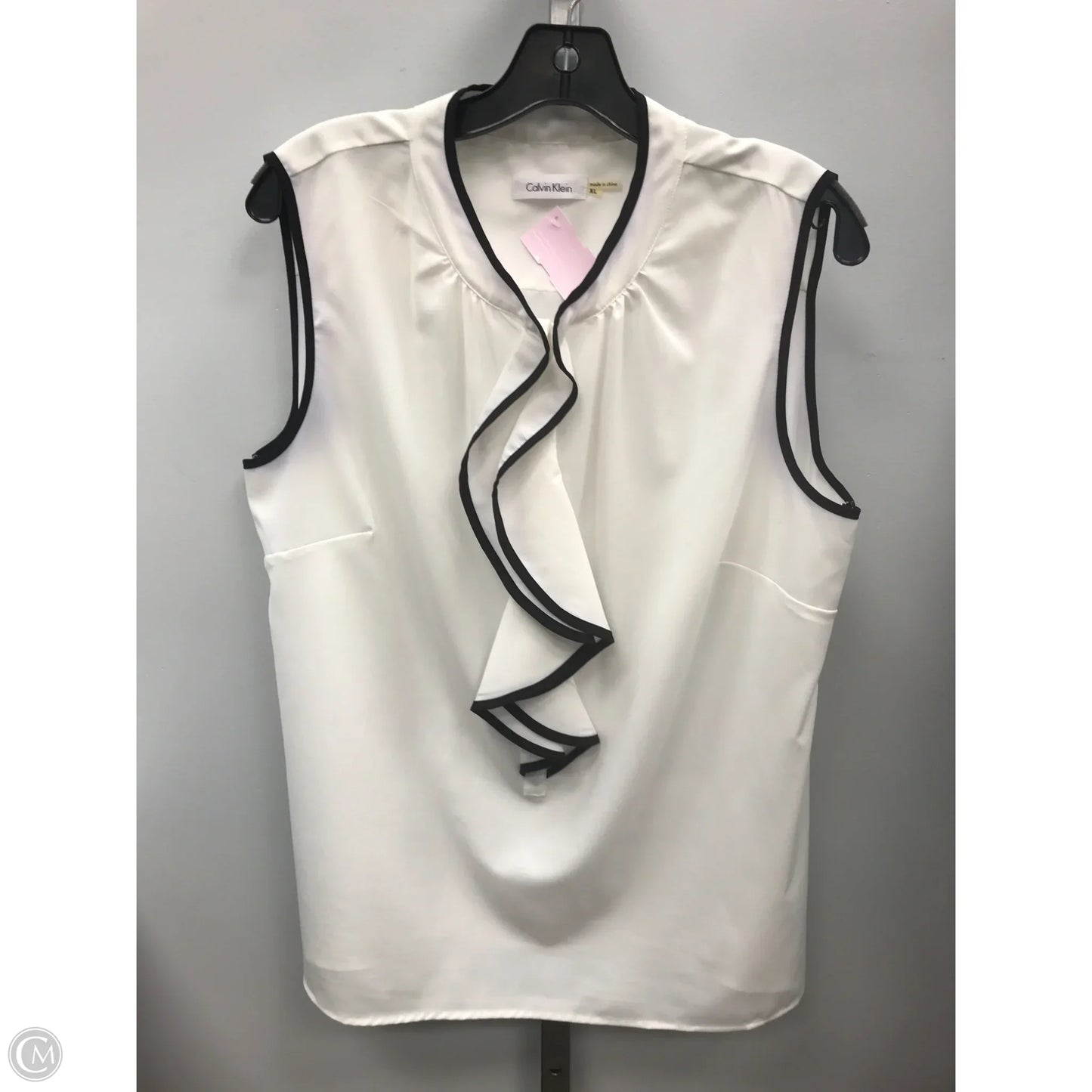 Top Sleeveless By Calvin Klein In Ivory, Size: Xl