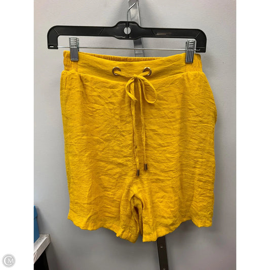 Shorts By Clothes Mentor In Yellow, Size: M