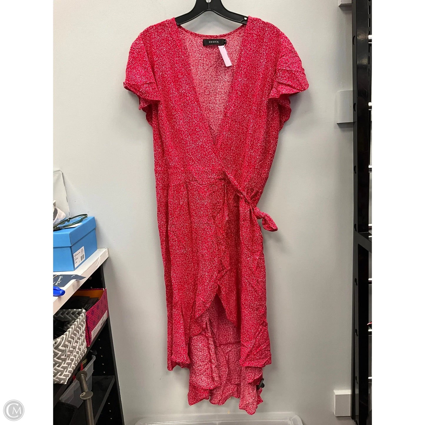 Dress Casual Midi By Zesica In Red & White, Size: L