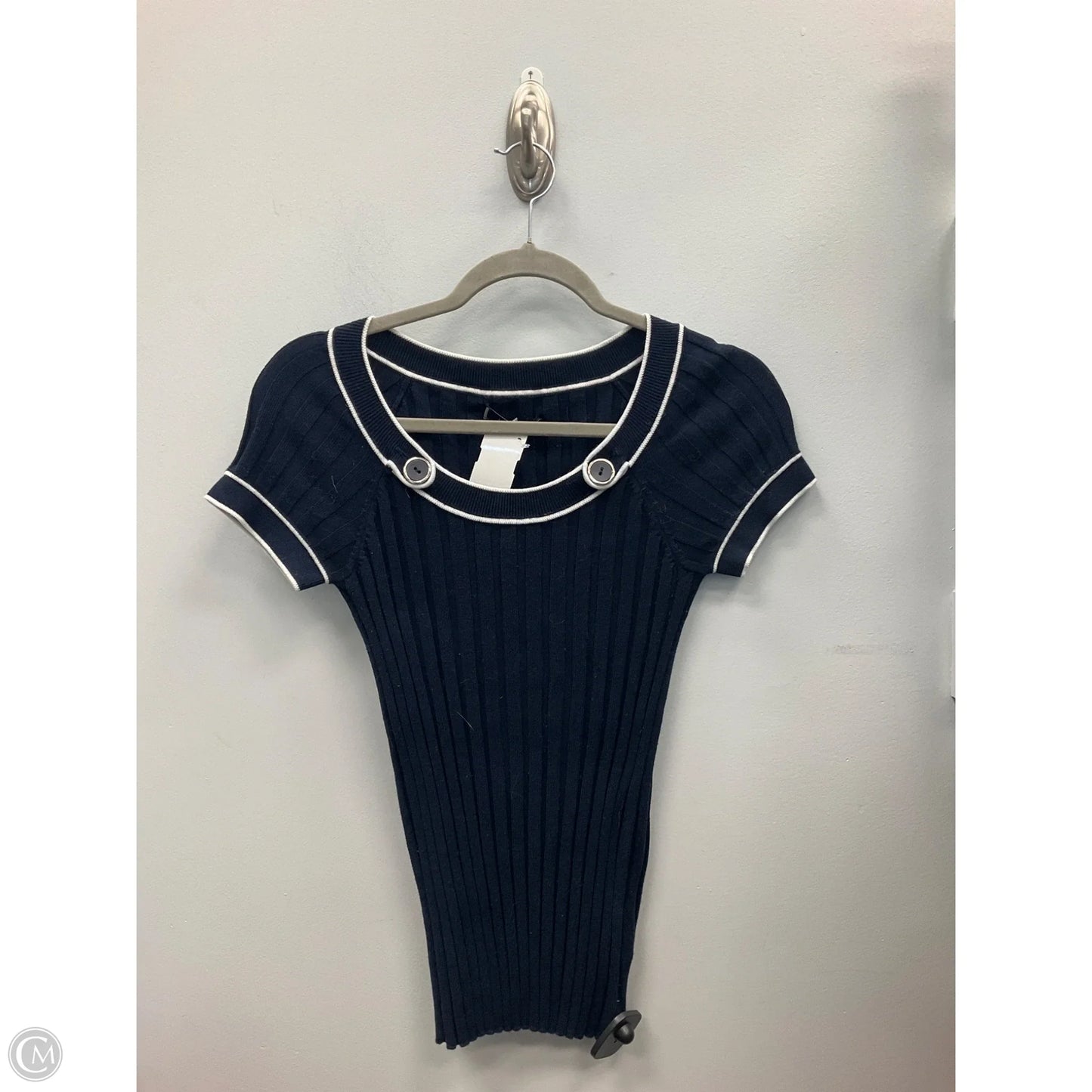 Top Short Sleeve By Anne Klein In Navy, Size: Sp