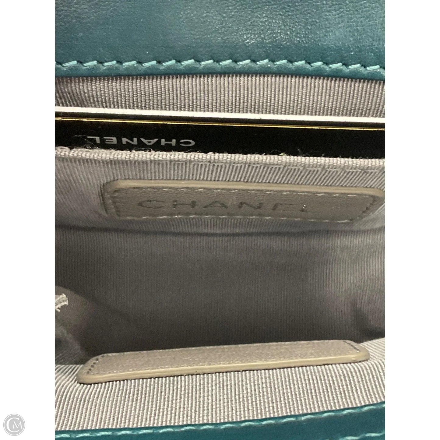 Crossbody Luxury Designer By Chanel, Size: Small