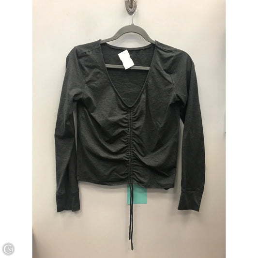 Top Long Sleeve By Gapfit In Grey, Size: M