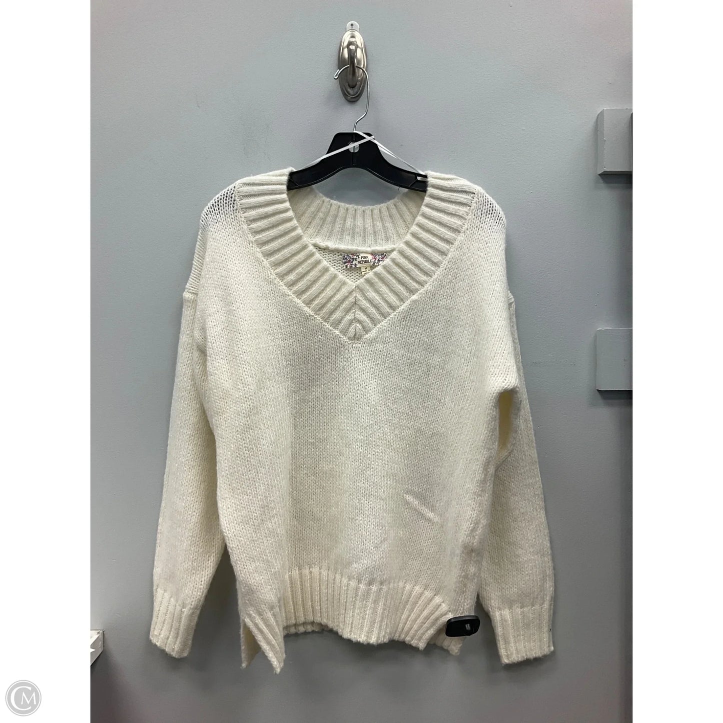 Sweater By Pink Republic In Ivory, Size: M
