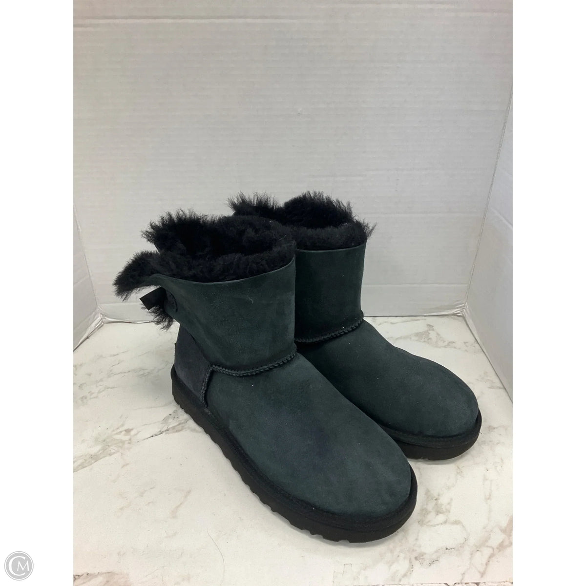 Boots Designer By Ugg In Black, Size: 8