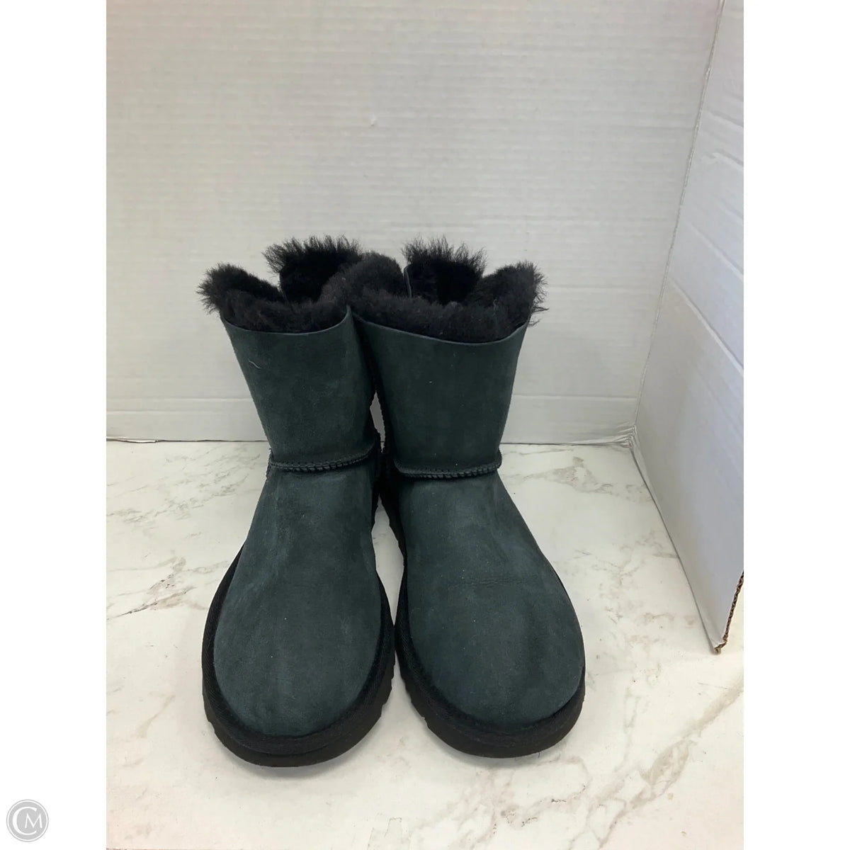 Boots Designer By Ugg In Black, Size: 8