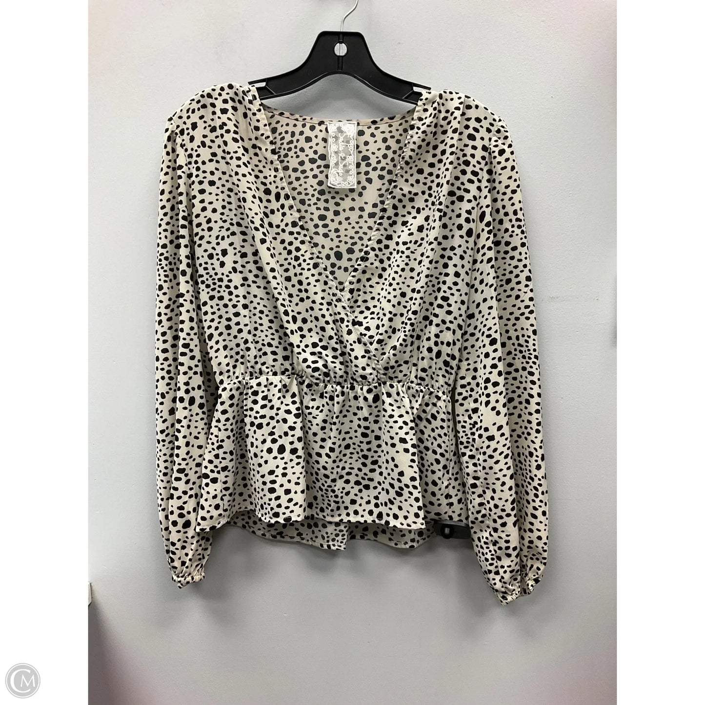 Top Long Sleeve By Sadie & Sage In Animal Print, Size: S