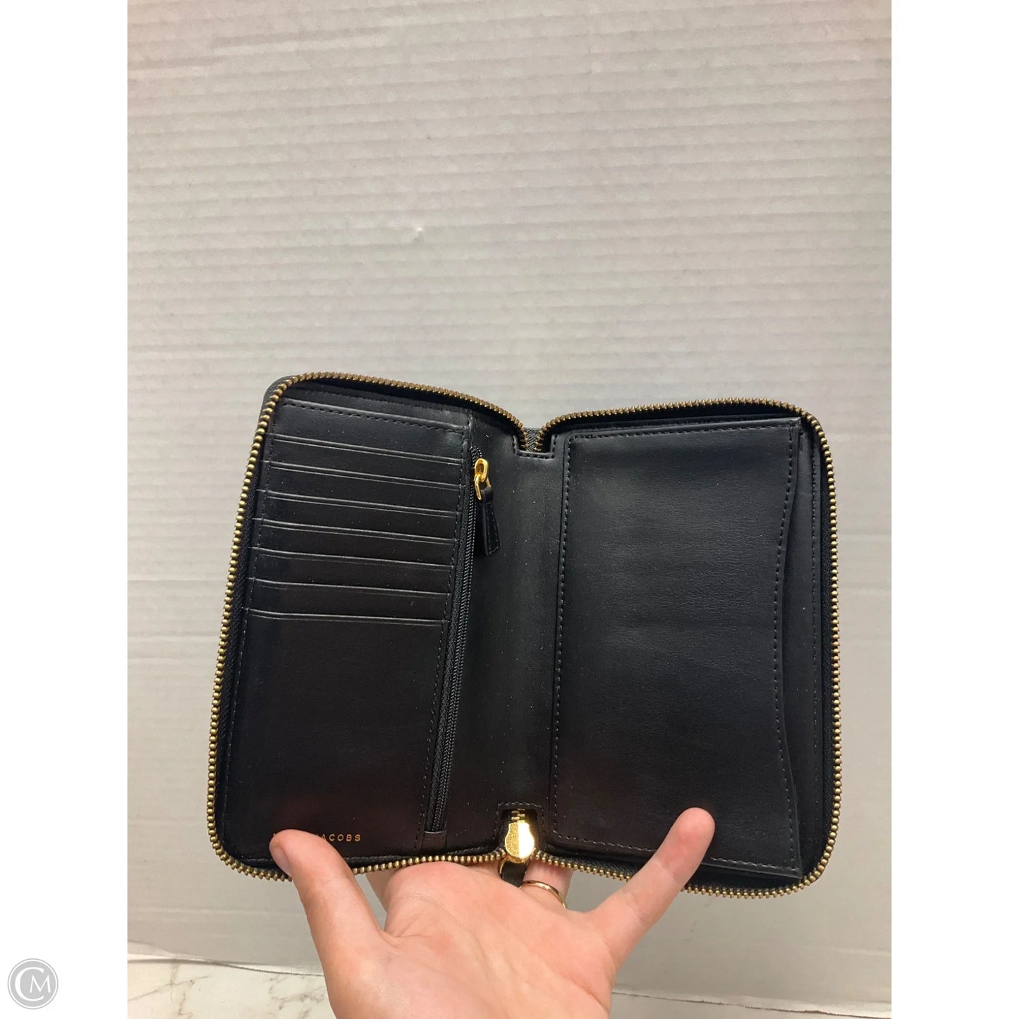 Wristlet Luxury Designer By Marc Jacobs, Size: Medium