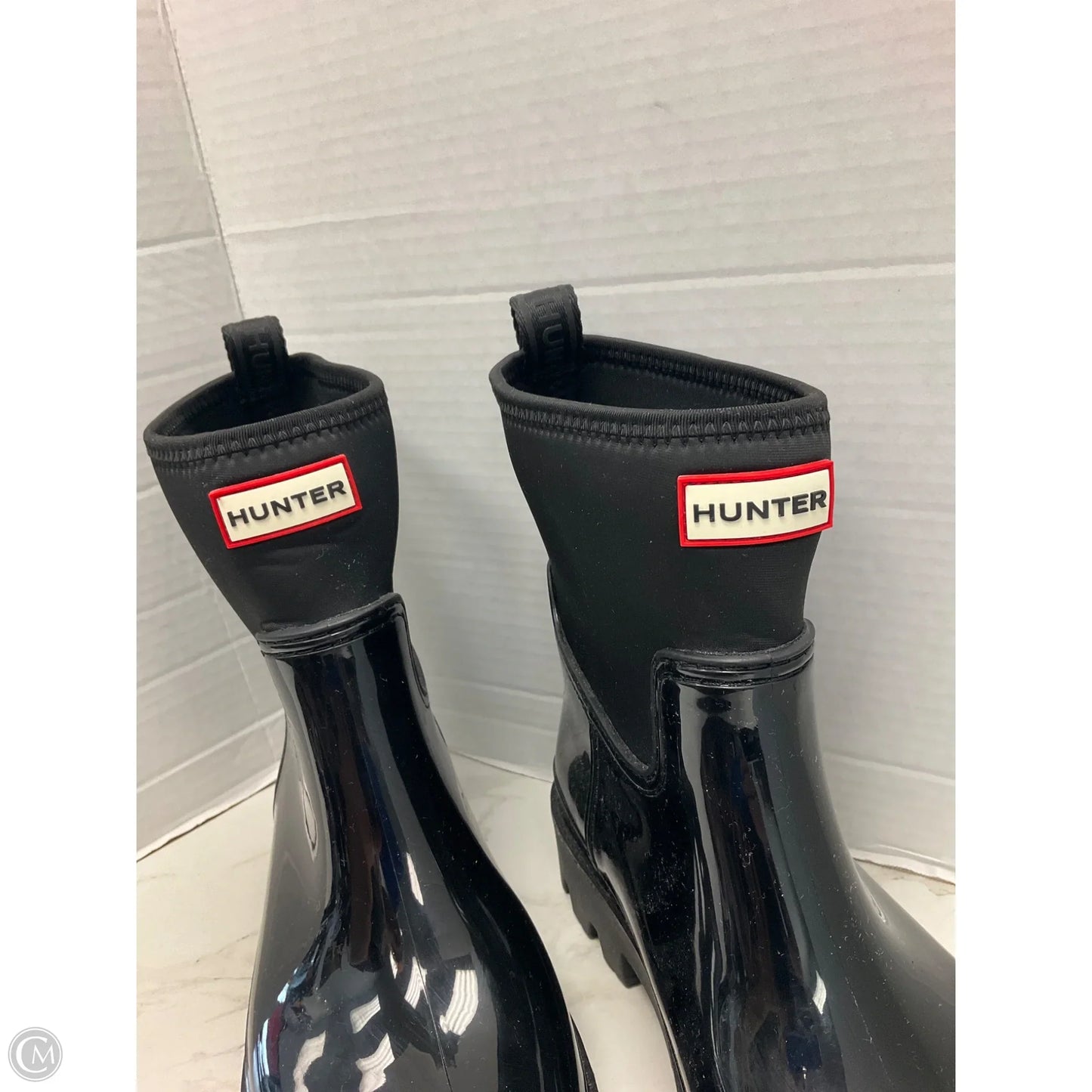 Boots Designer By Hunter In Black, Size: 9