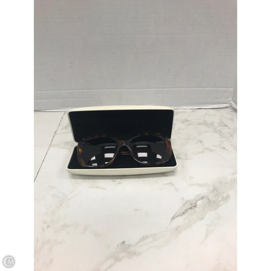 Sunglasses Luxury Designer By Versace, Size: