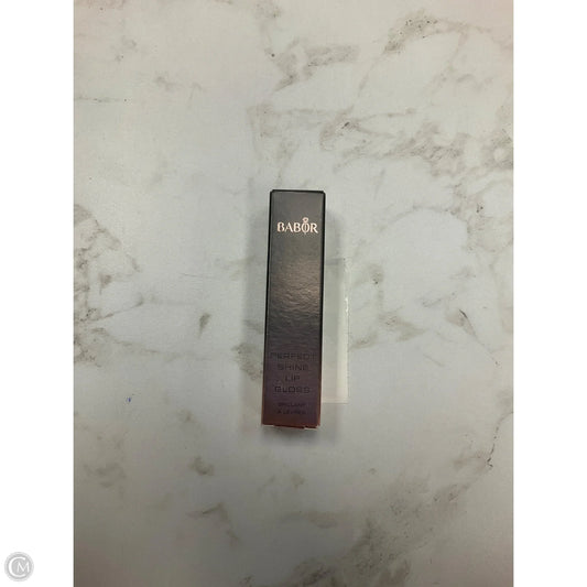 Makeup By Cmc, Size: Small