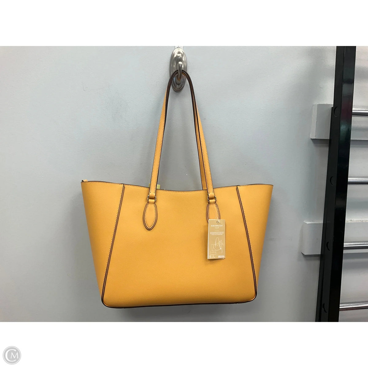 Handbag Designer By Michael Kors, Size: Large