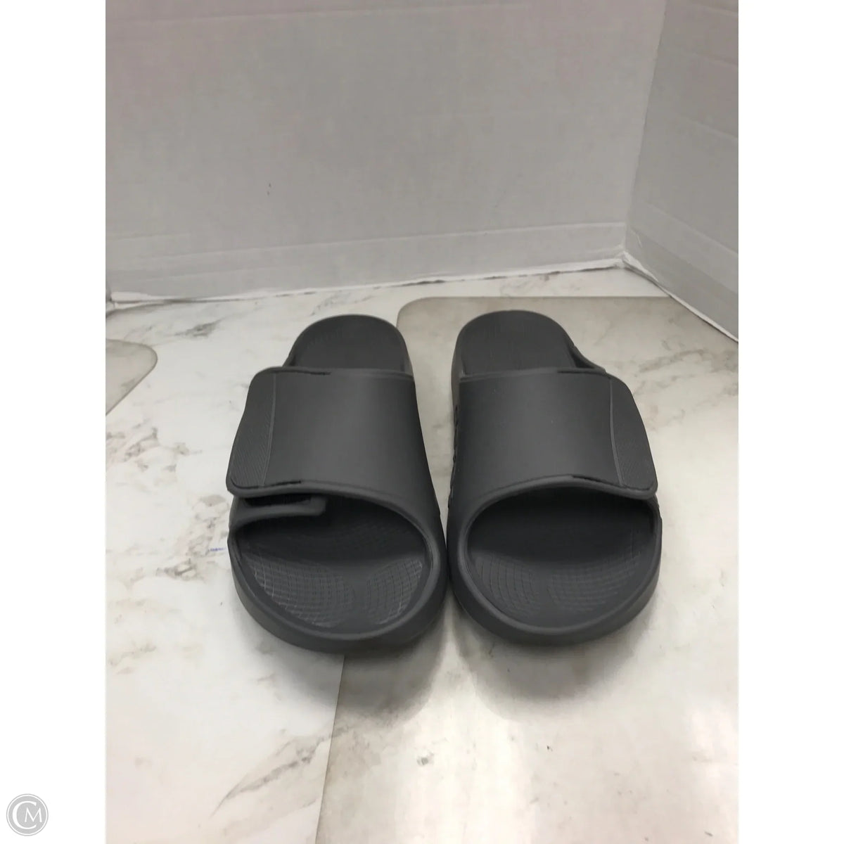 Sandals Flip Flops By Oofos In Grey, Size: 10