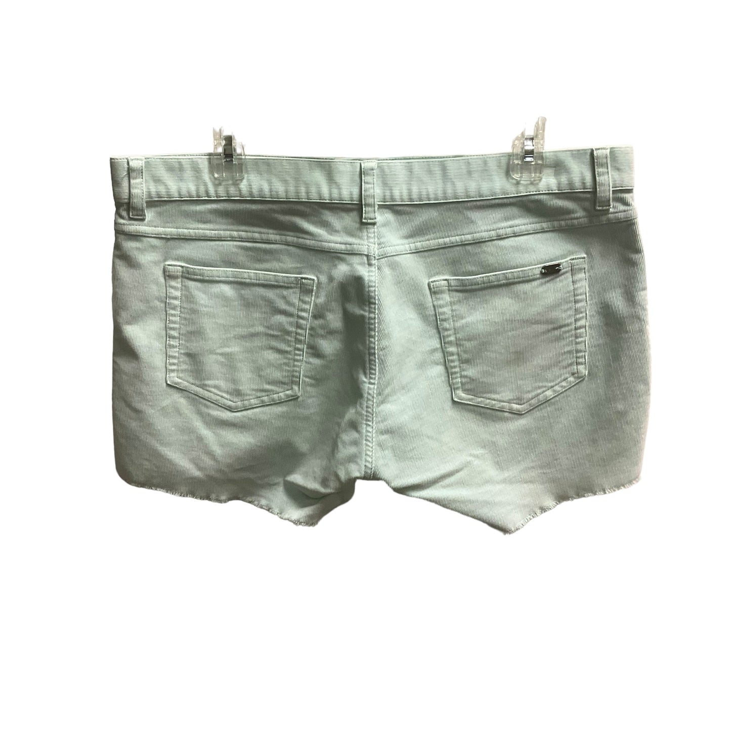 Green Shorts Carve Designs, Size 10