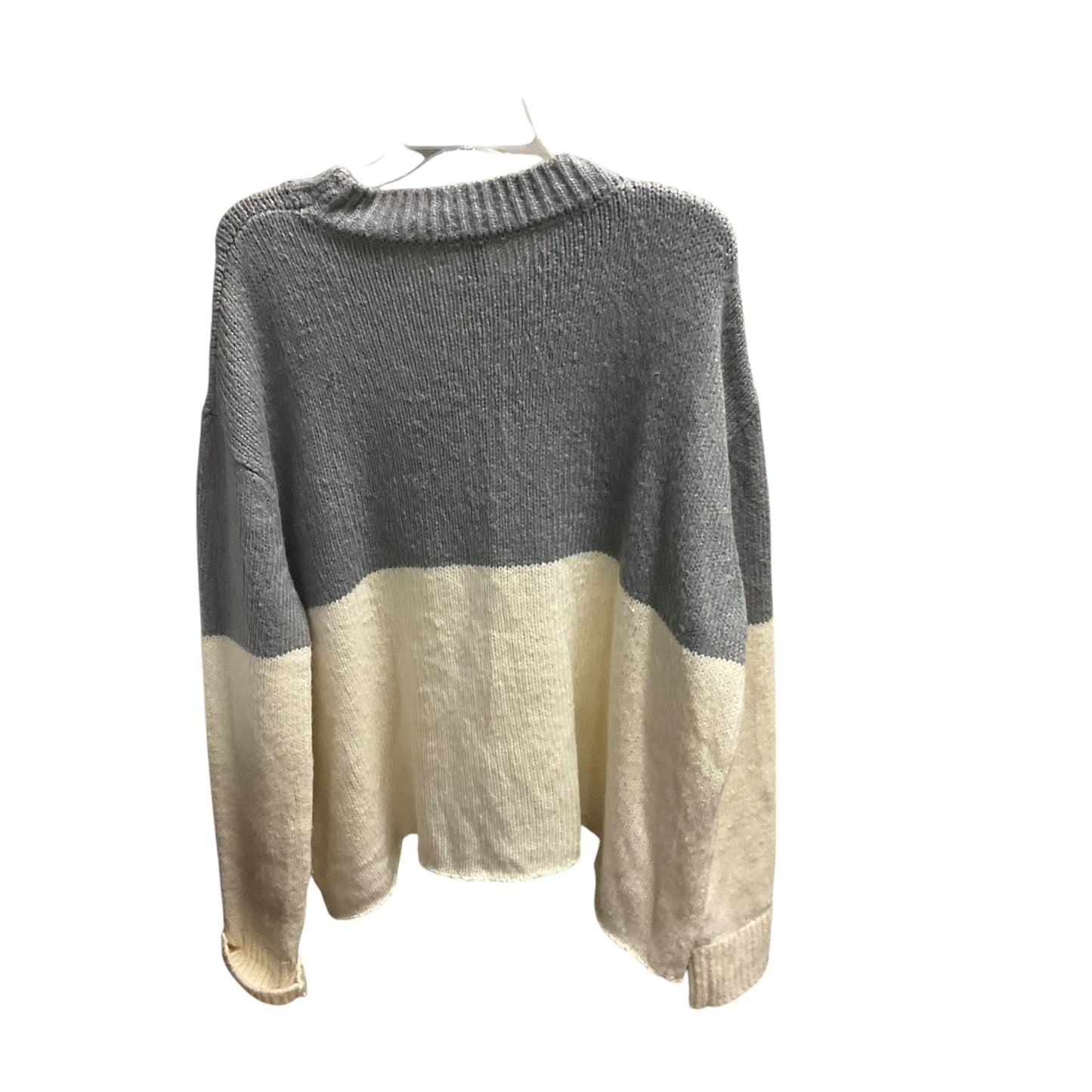 Sweater By Peace Love World In Grey, Size: L