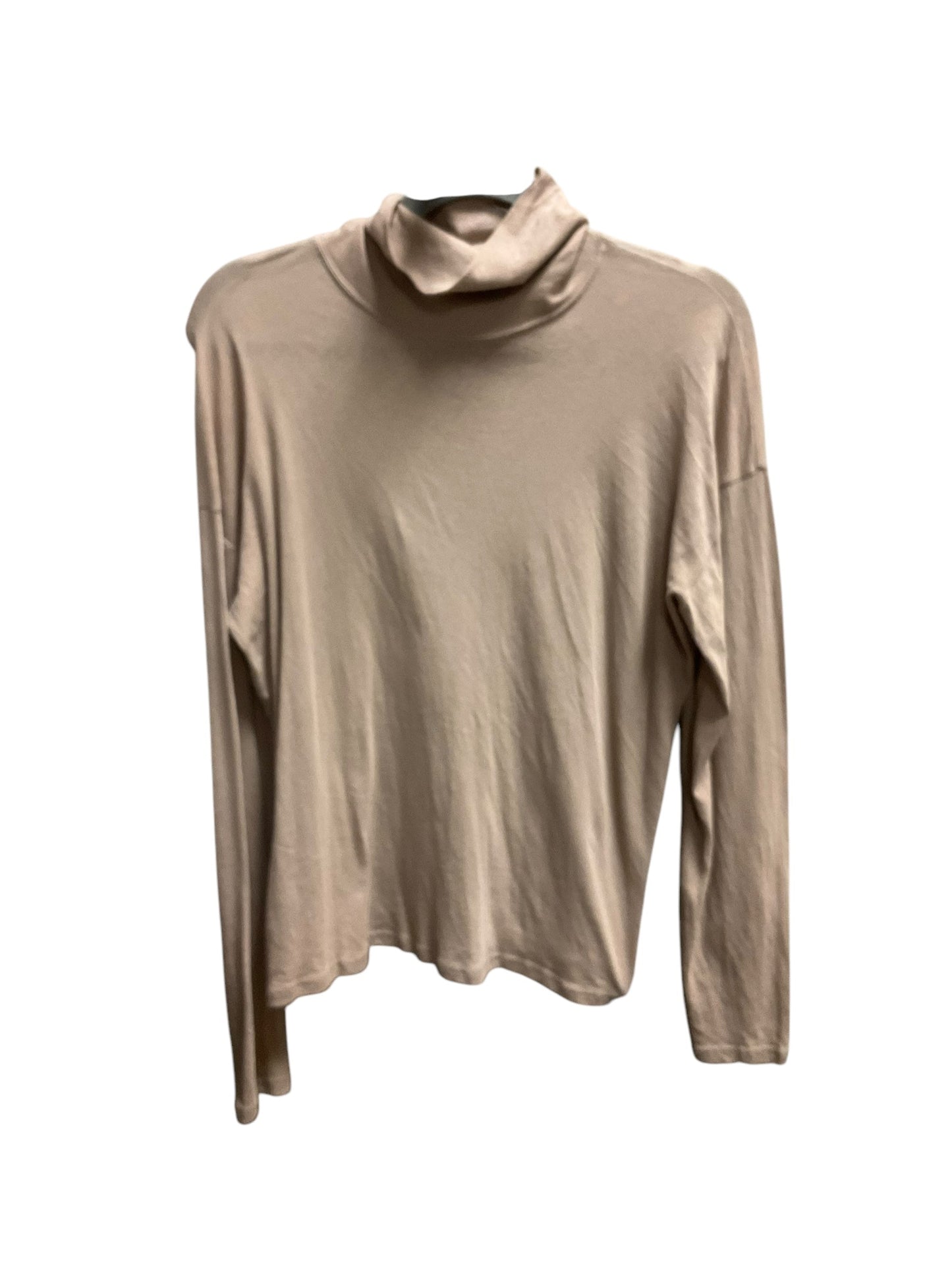 Top Long Sleeve Basic By Everlane In Beige, Size: M