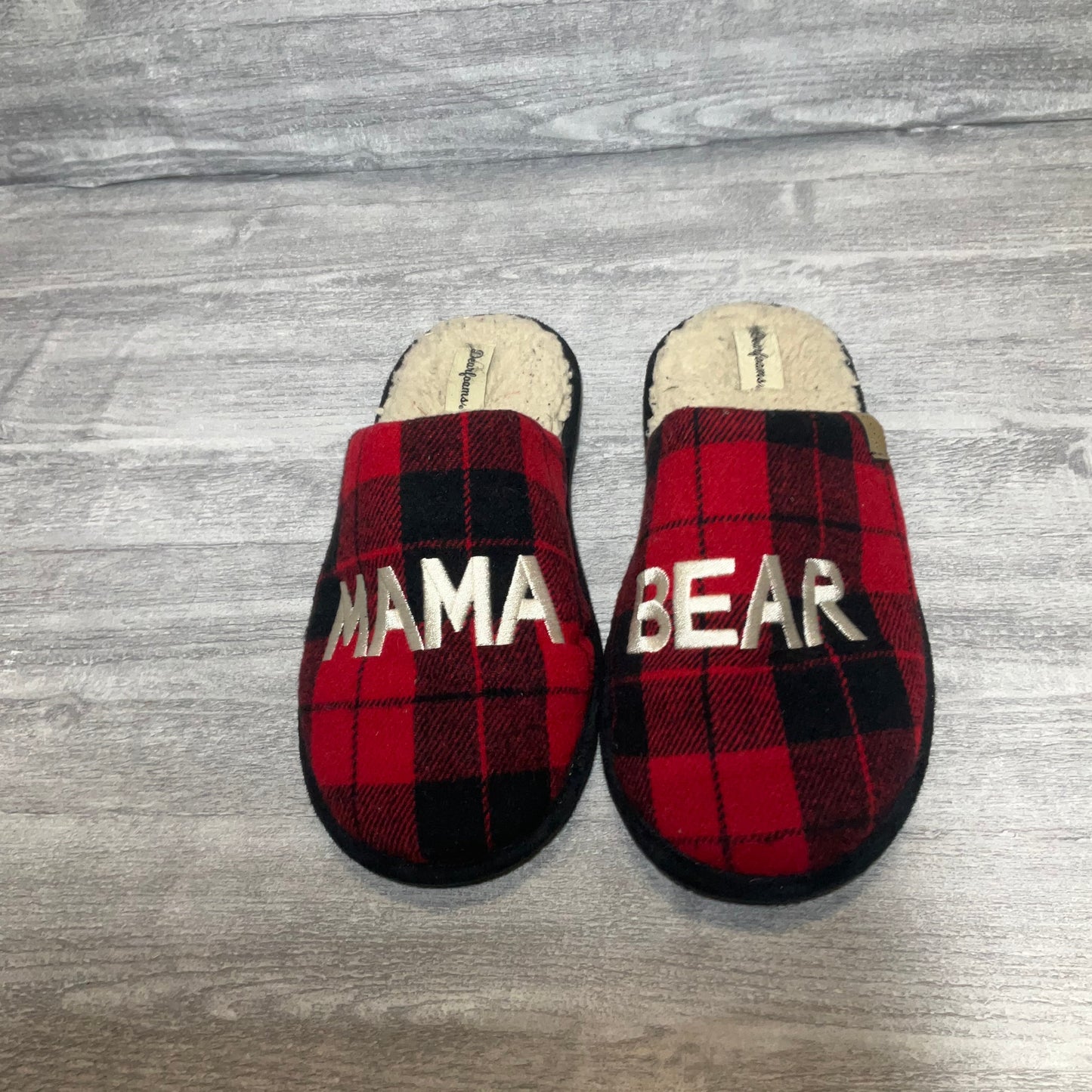 Slippers By Cmc In Checkered Pattern