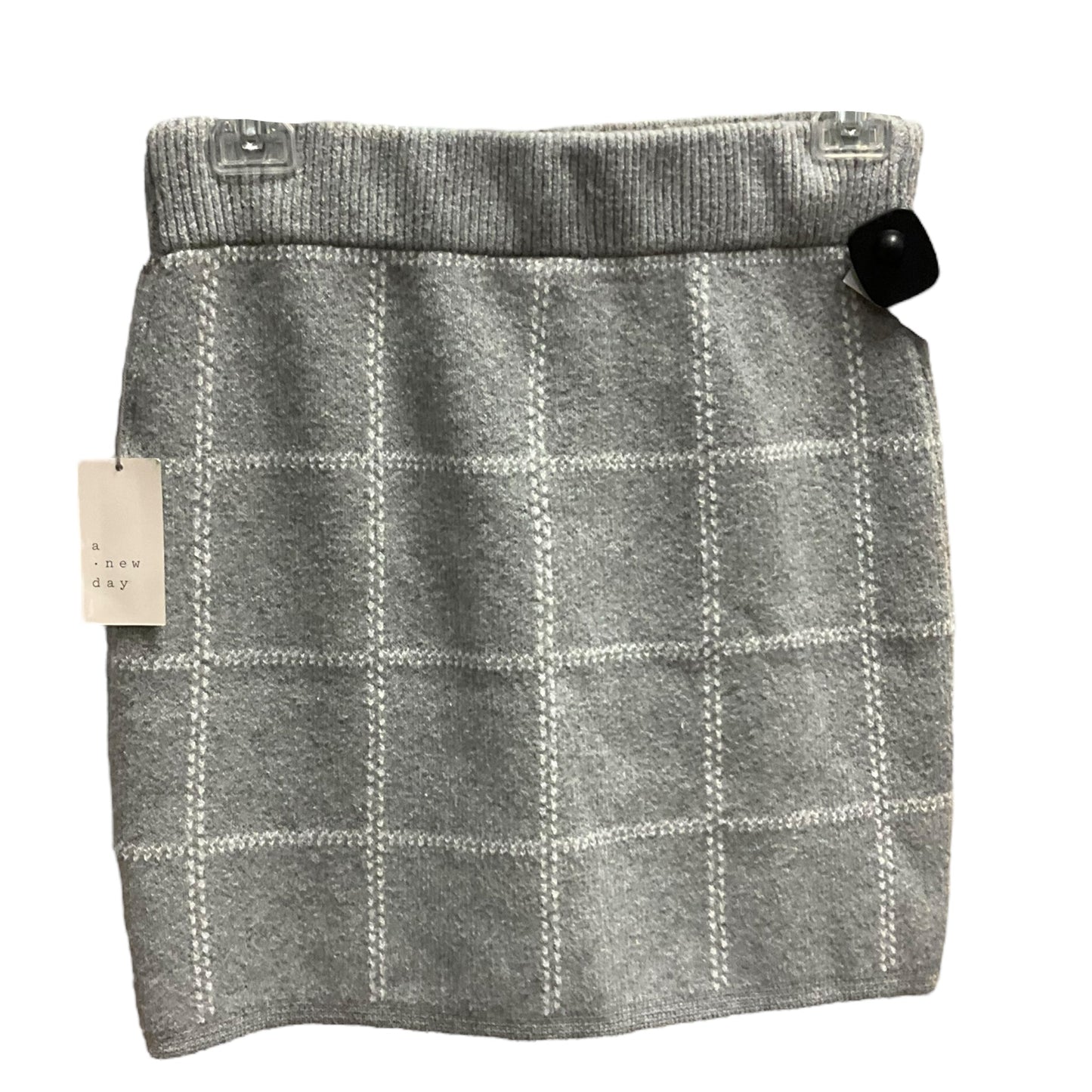 Skirt Mini & Short By A New Day In Grey & White, Size: L