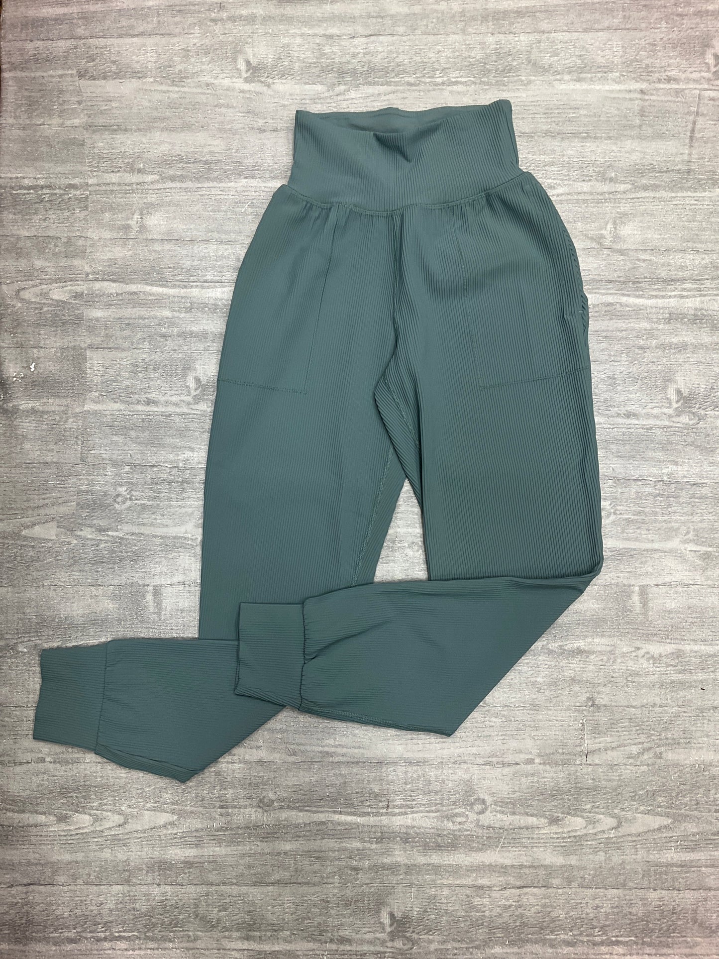 Athletic Pants By Athleta In Green, Size: Xxs