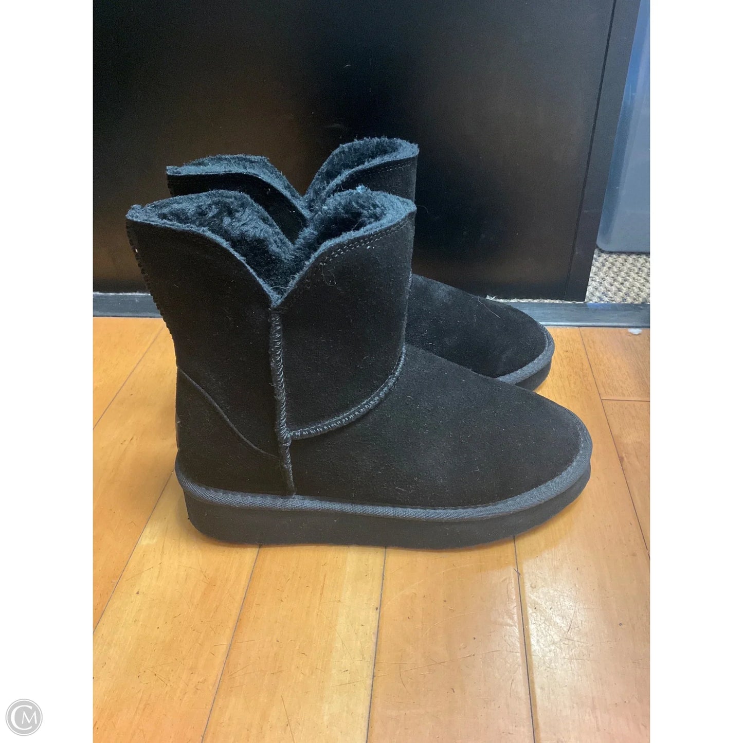 Boots Snow By Minnetonka In Black, Size: 6