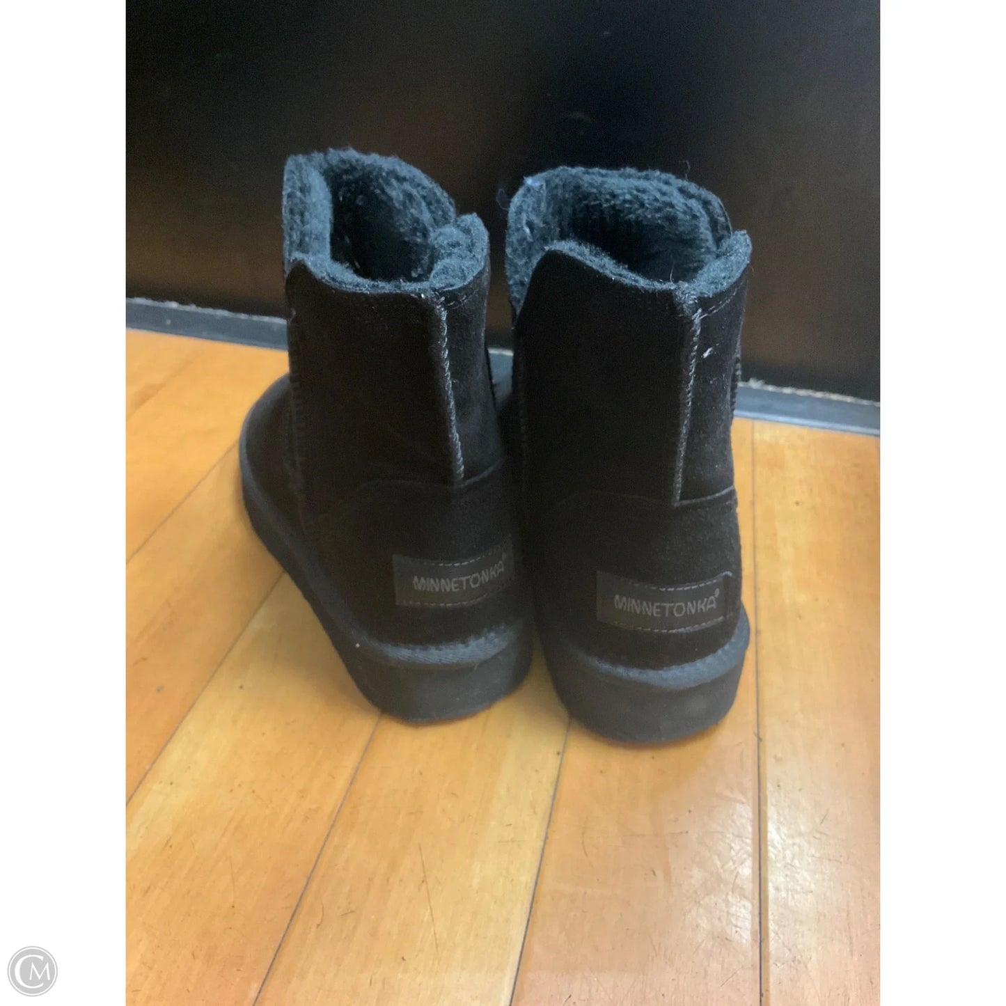 Boots Snow By Minnetonka In Black, Size: 6