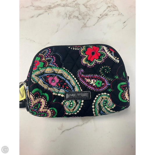 Makeup Bag By Vera Bradley, Size: Medium