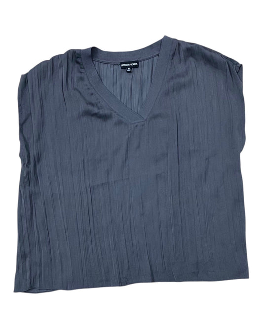 Top Sleeveless By Modern Works In Grey, Size:M