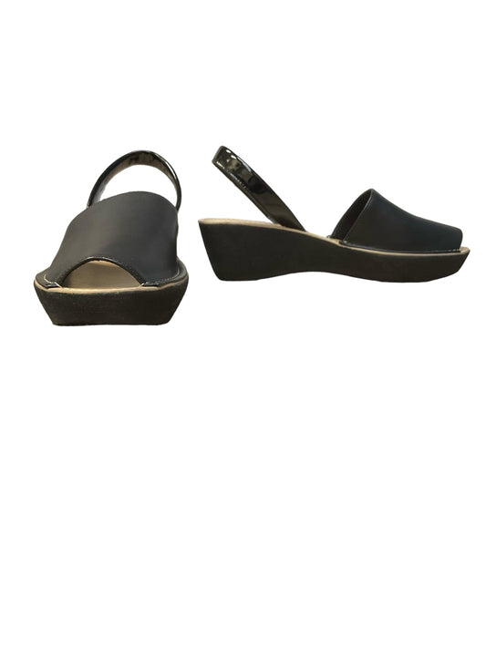 Black Sandals Heels Wedge Kenneth Cole Reaction, Size 6.5