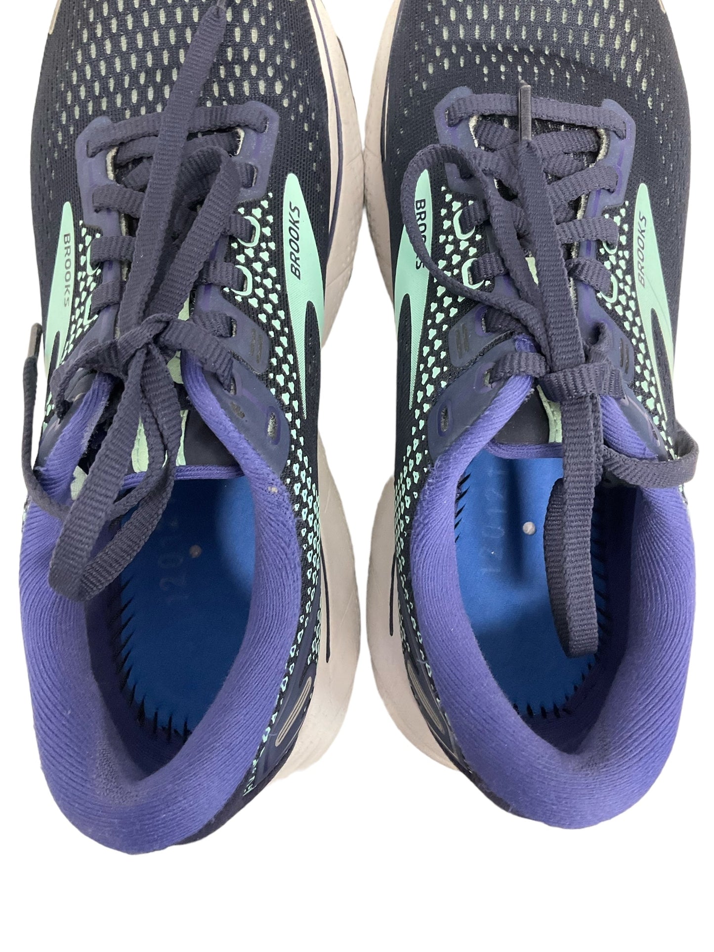 Purple Shoes Athletic Brooks, Size 7