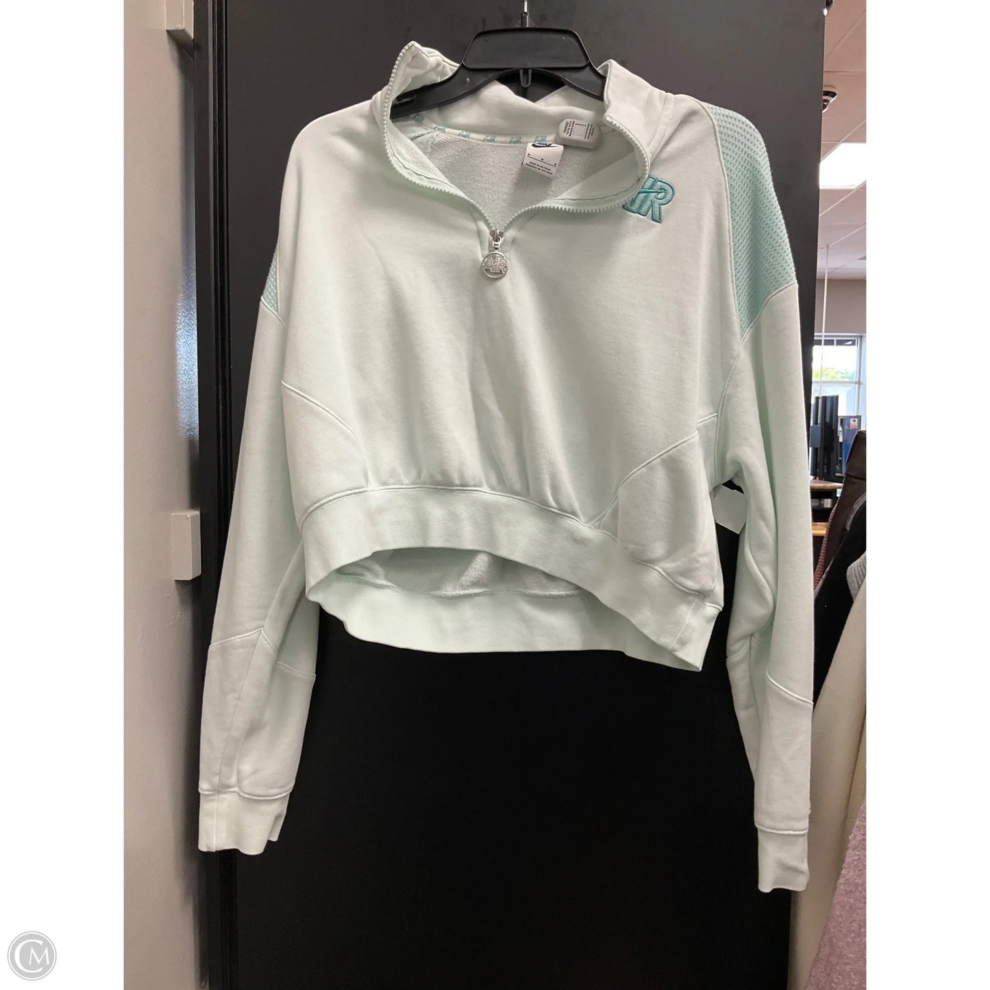 Athletic Top Long Sleeve Collar By Nike Apparel In Blue, Size: M