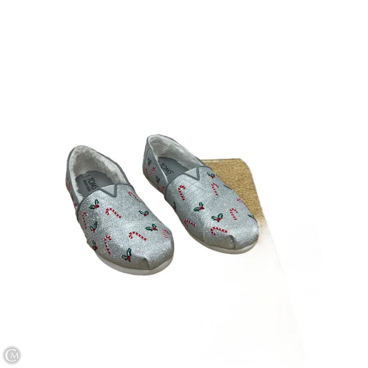 Shoes Flats By Toms In Silver, Size: 7.5