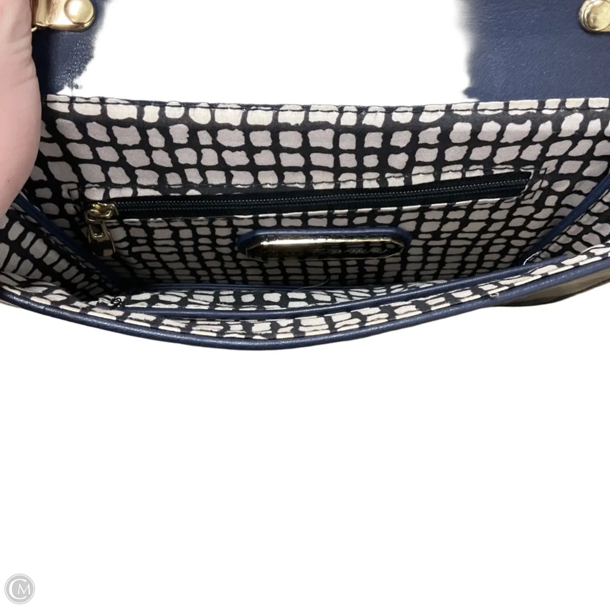 Crossbody By Urban Expressions, Size: Medium