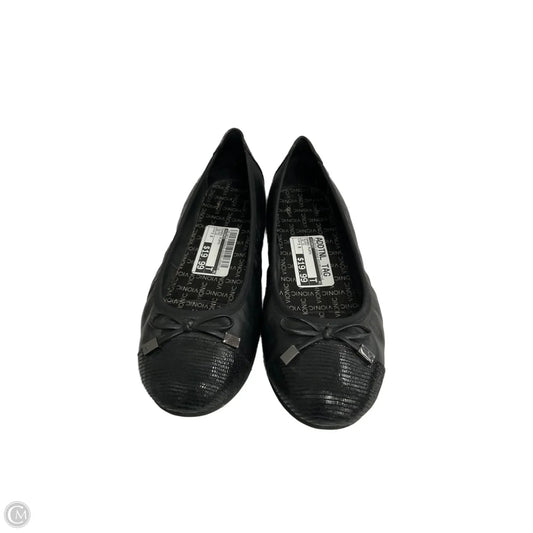 Shoes Flats By Vionic In Black, Size: 7.5