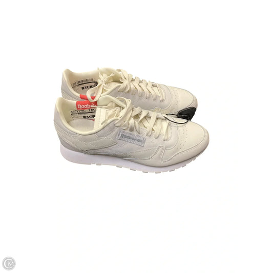 Shoes Athletic By Reebok In White, Size: 10