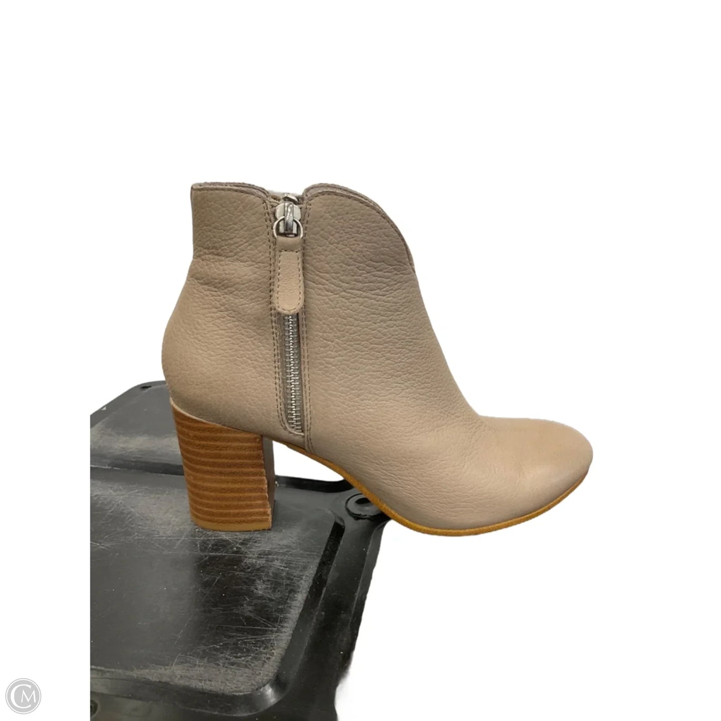 Boots Ankle Heels By Cmc In Beige, Size: 7.5