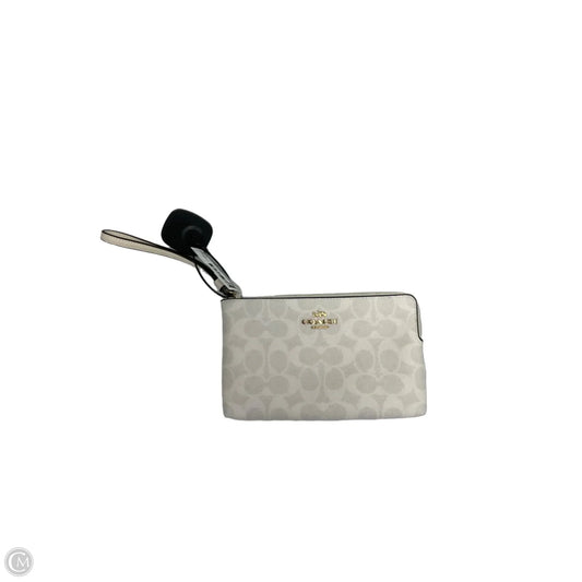 Wristlet Designer By Coach, Size: Medium