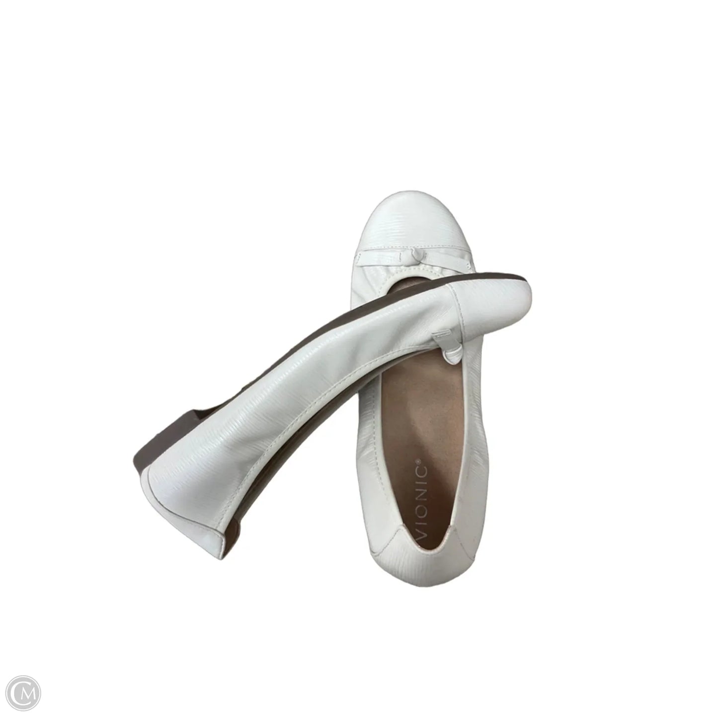 Shoes Flats By Vionic In Cream, Size: 8.5