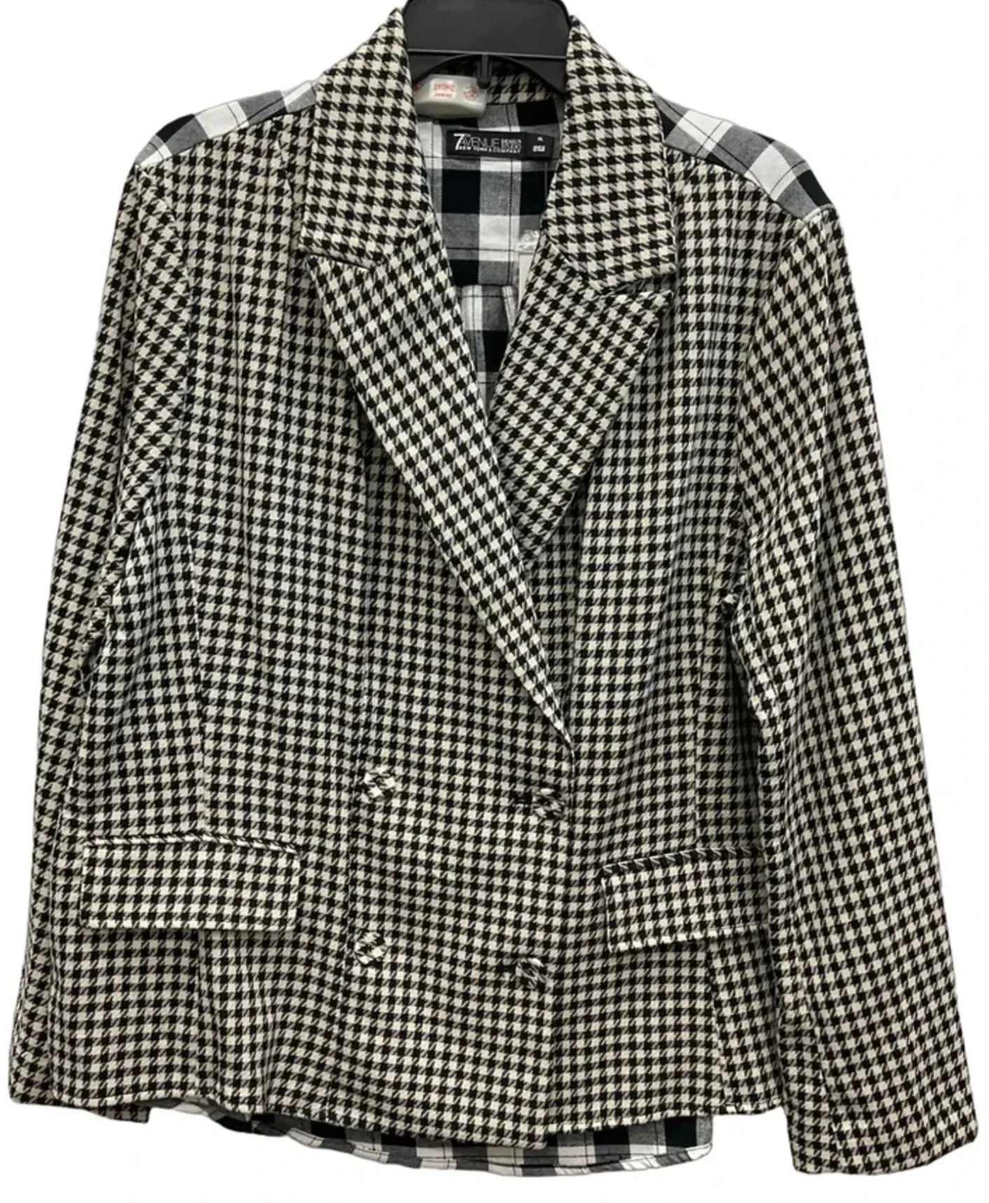 Blazer By New York And Co In Black & White, Size: Xl