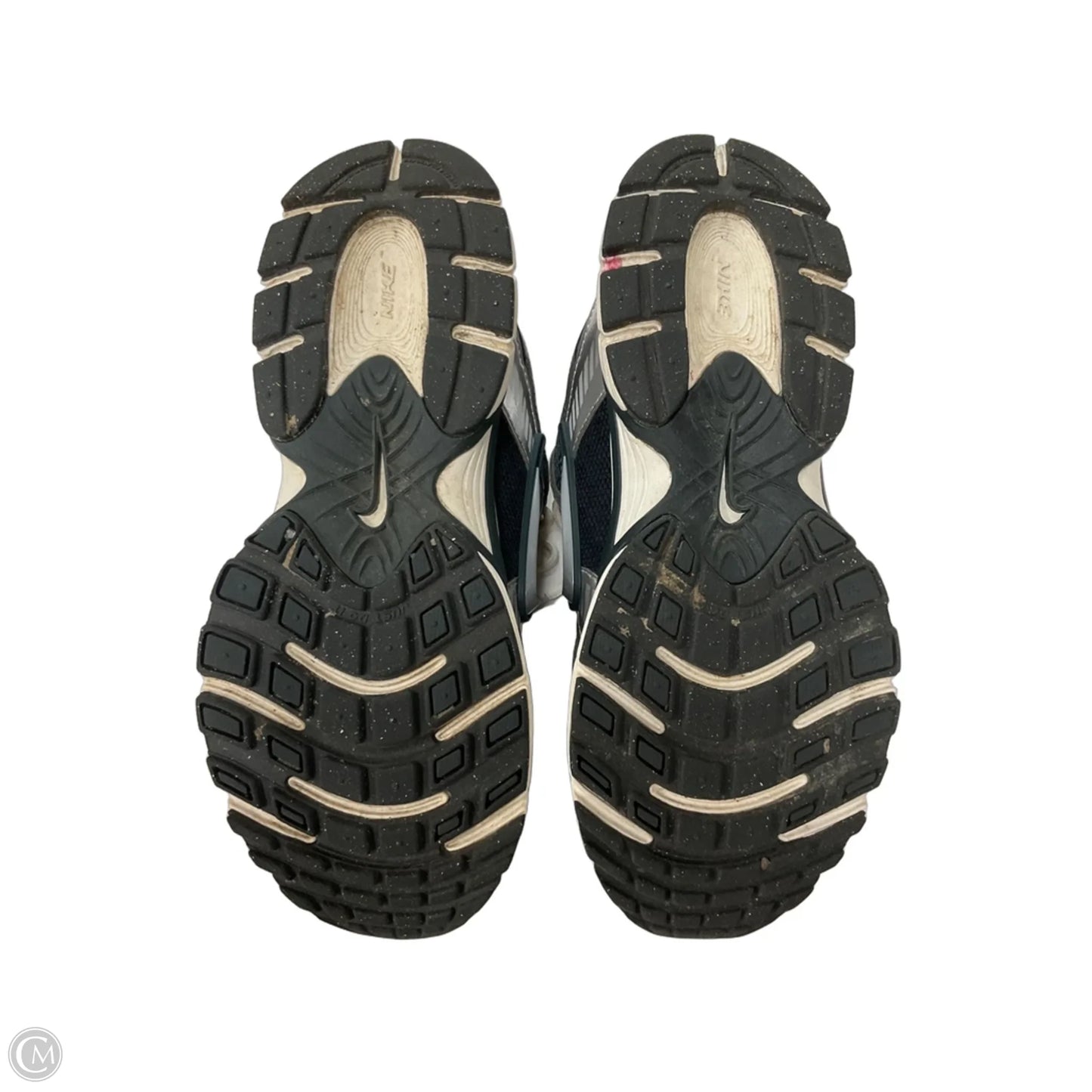 Shoes Athletic By Nike In Grey, Size: 6.5